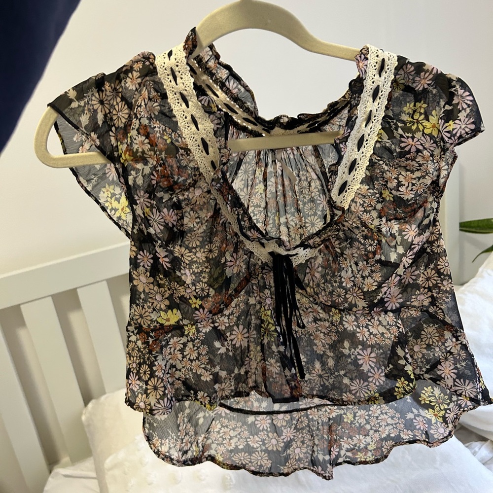 Free people sheer floral flowy top Size S